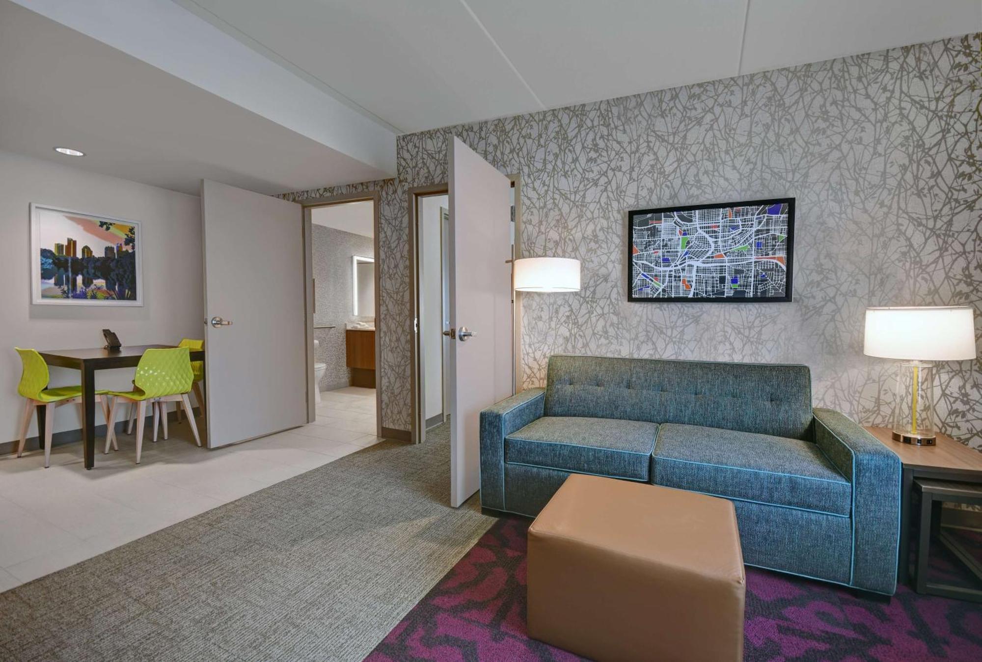 Home2 By Hilton Atlanta Airport North 3*