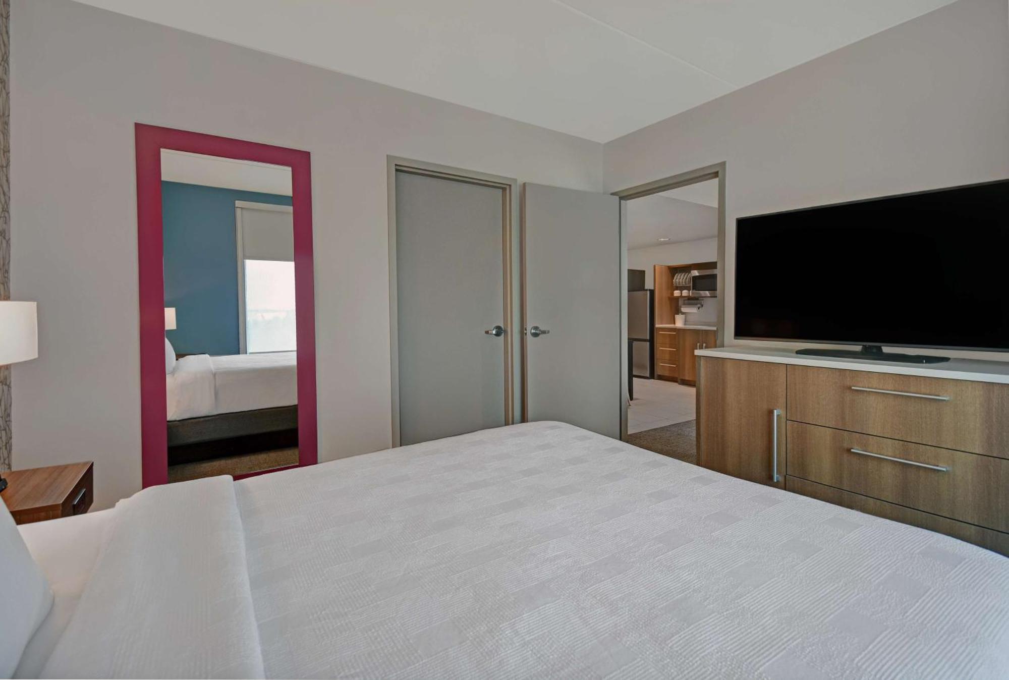 Home2 By Hilton Atlanta Airport North